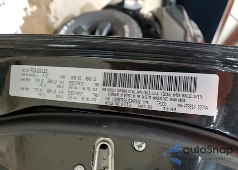 2018 Ram 1500 St из США, поврежденный, VIN 1C6RR7FG2JS342542